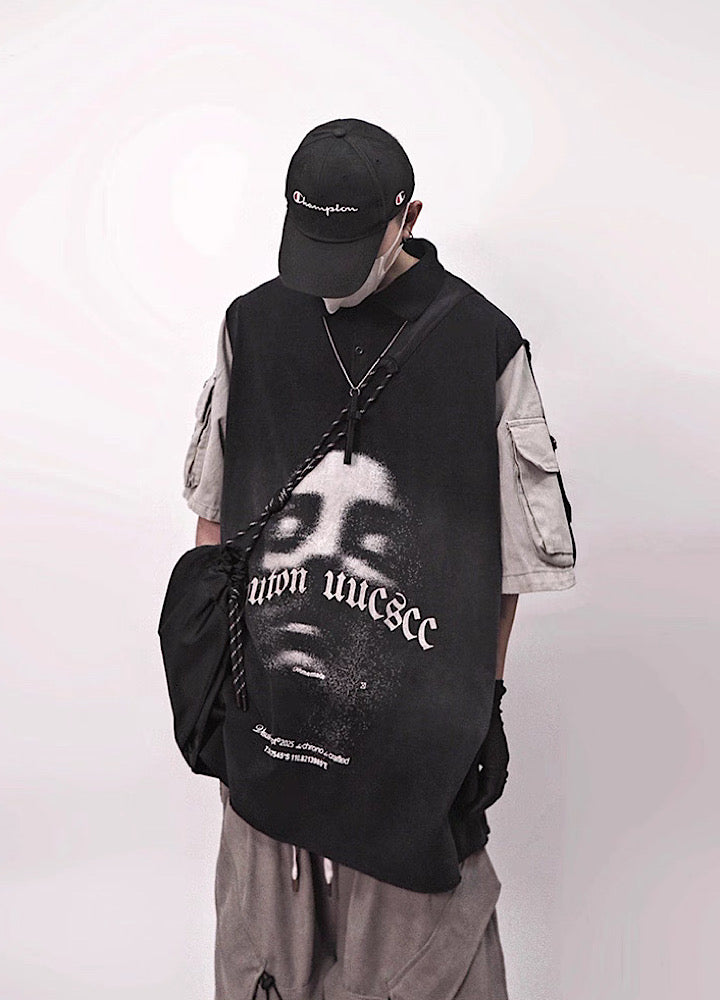 【UUCSCC】Front dark illustration design over polo T-shirt  US0102