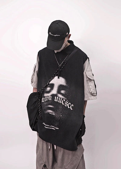 【UUCSCC】Front dark illustration design over polo T-shirt  US0102