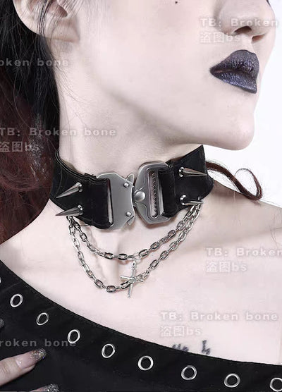 【BROKEN bone】Metal belt design gothic crucifix choker  BB0006