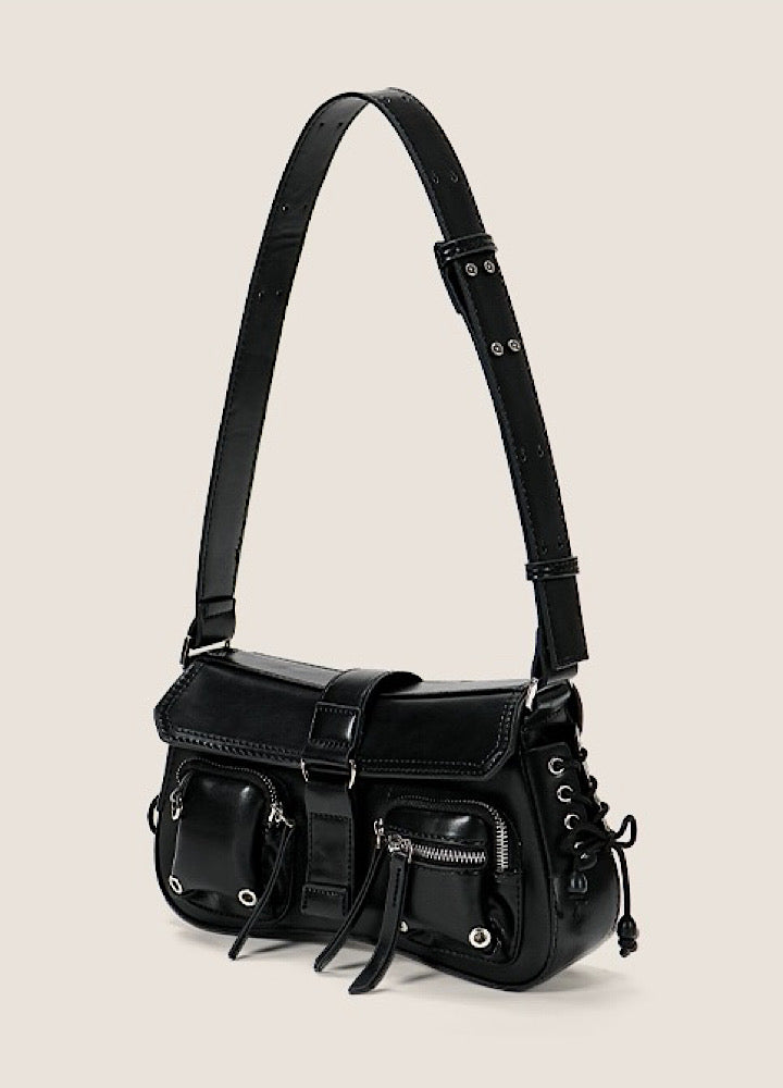 Cargo-rise leather compact silhouette bag  HL3030