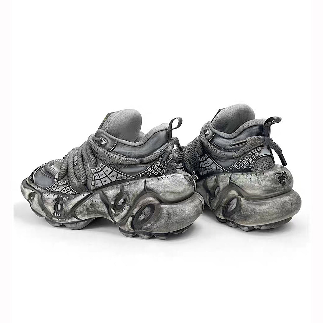 【12/3新作】 Decadent distressed finish grey silver dull color gimmick wide sneakers  HL3215