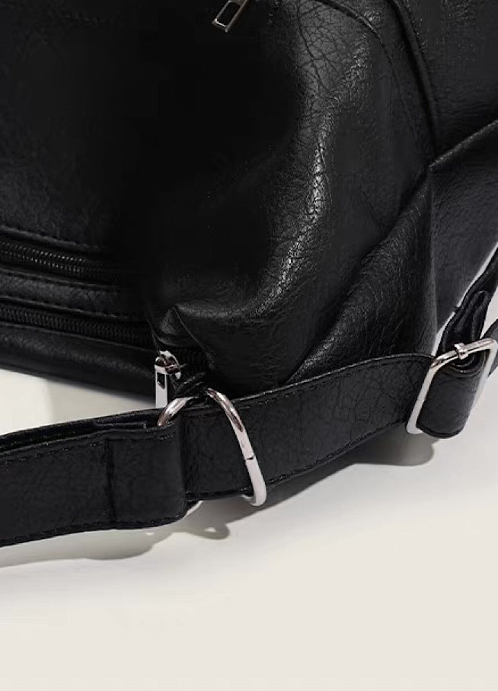【9/5新作】2-way style shoulder and backpack synthetic leather design bag  HL3199