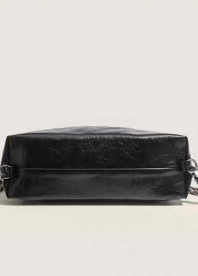 【9/5新作】Compact size silver attachment 2-way leather design bag  HL3200