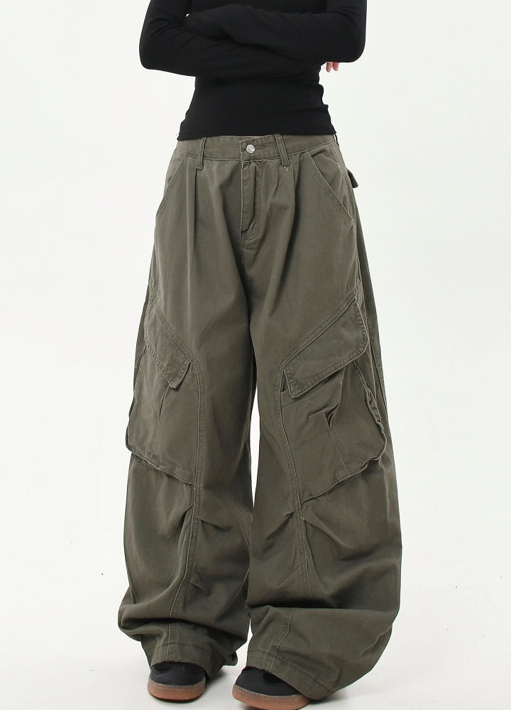 【Blacklists】Diagonal line design silhouette wide cargo pants  BL0038