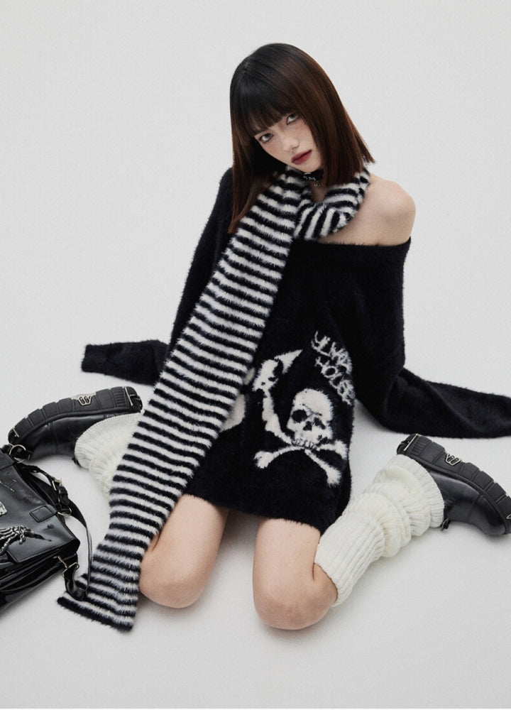 【YUKAHOUSE 】Monotone skull design oversized knit sweater  YO0017