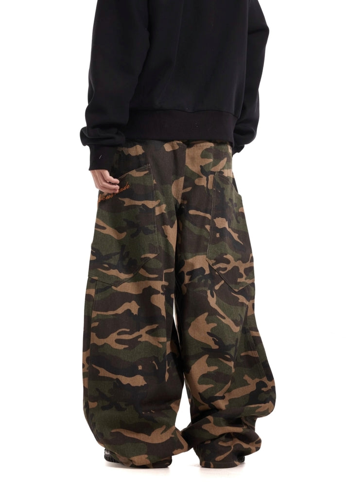 【BTSG】Basic style camouflage design wide pants  BS0056