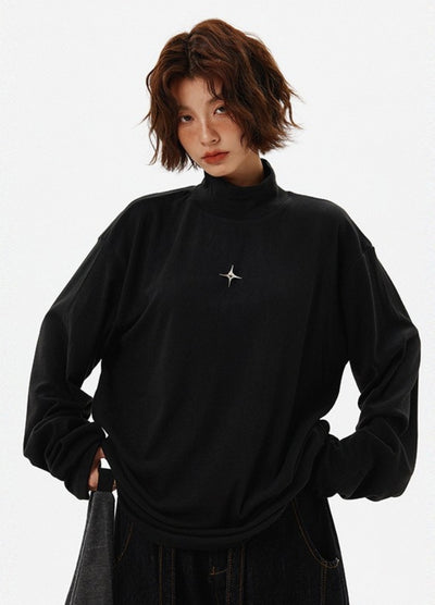 【H GANG X】One-point star initial design long sleeve T-shirt  HX0116