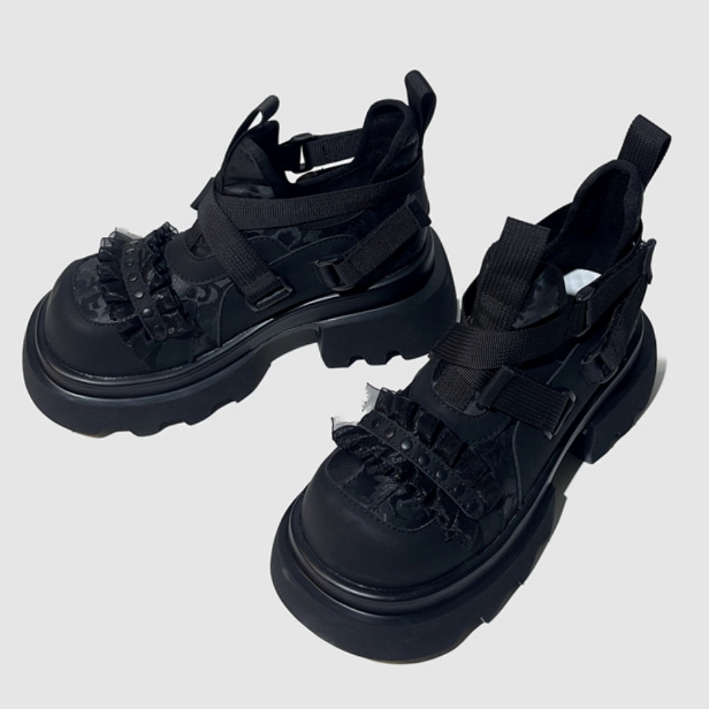 【12/16新作】Gimmick Black Color Type Design Sneakers  HL3119