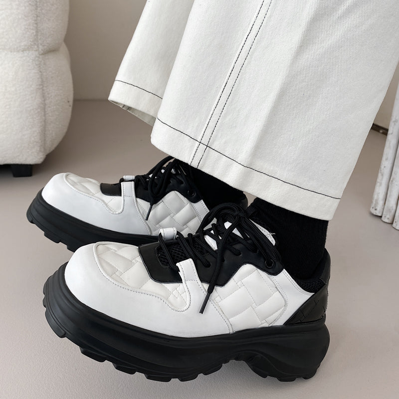 【8/14新作】White luxury pop lace design sneakers  HL2942