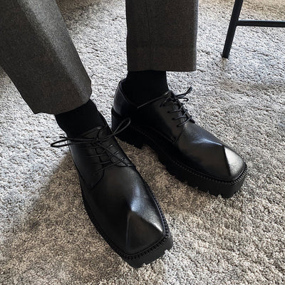 Angular silhouette design simple black shoes HL2940