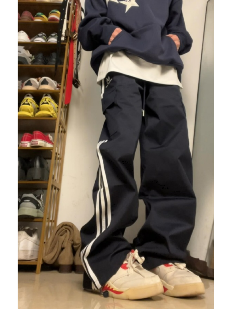 Designer pants with stripe discount