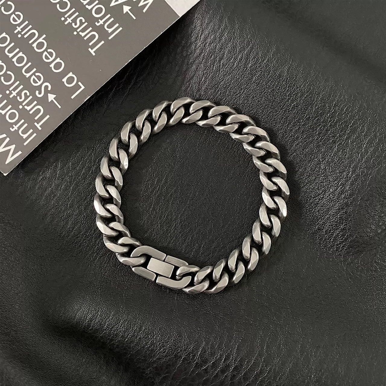 Silver chain bracelet HL1251
